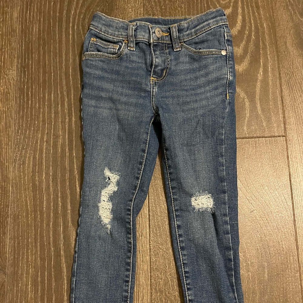 Size 5 raw hem ankle jeans